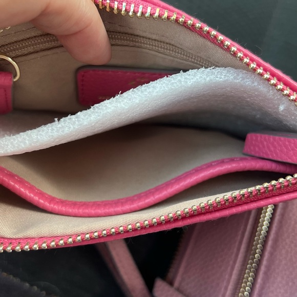 NANETTE LEPORE WRISTLET IN VIVID PINK NWT - Picture 5 of 9